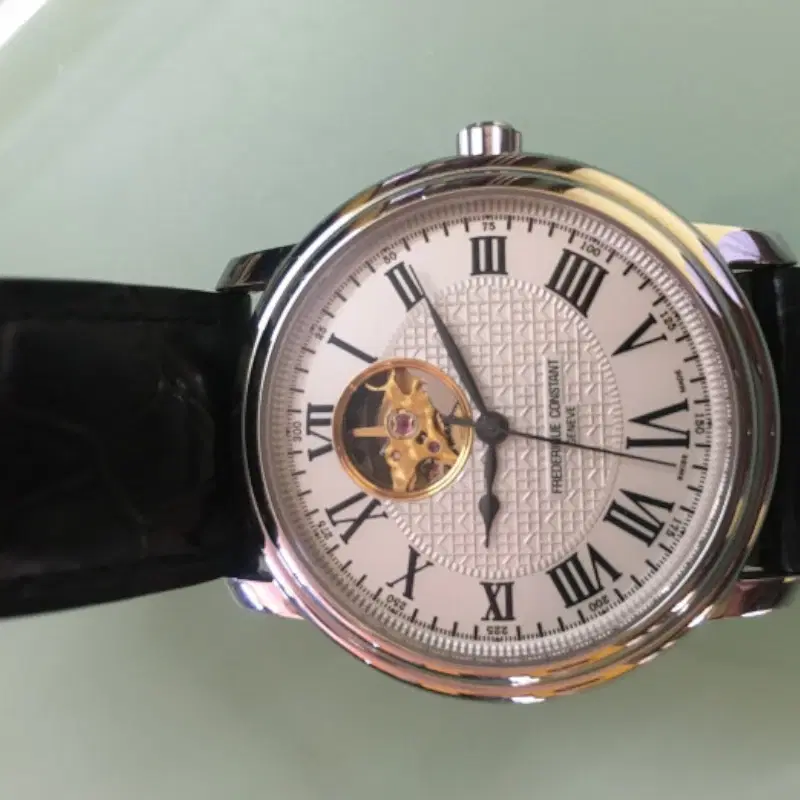 Frederique Constant Persuasion Heart Beat