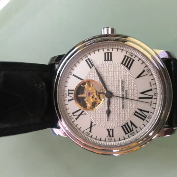 Frederique Constant Persuasion Heart Beat-Hover-Image