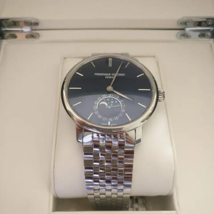 Frederique Constant Manufacture Slimline Moonphase-Hover-Image