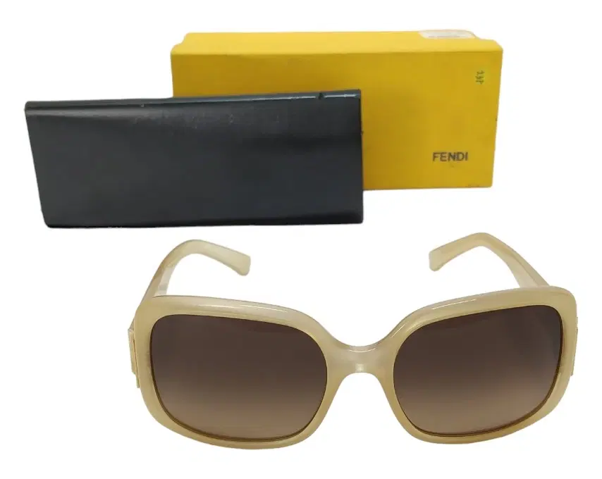 Fendi Cream Fendista Logo Oversized Square Sunglasses