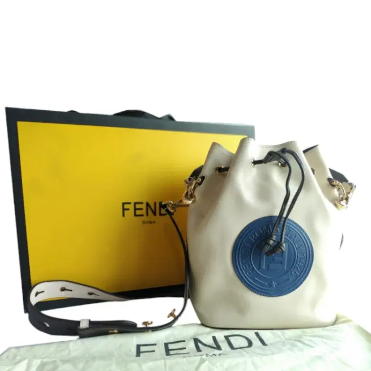 Fendi Mon Tresor Bucket Bag-Hover-Image