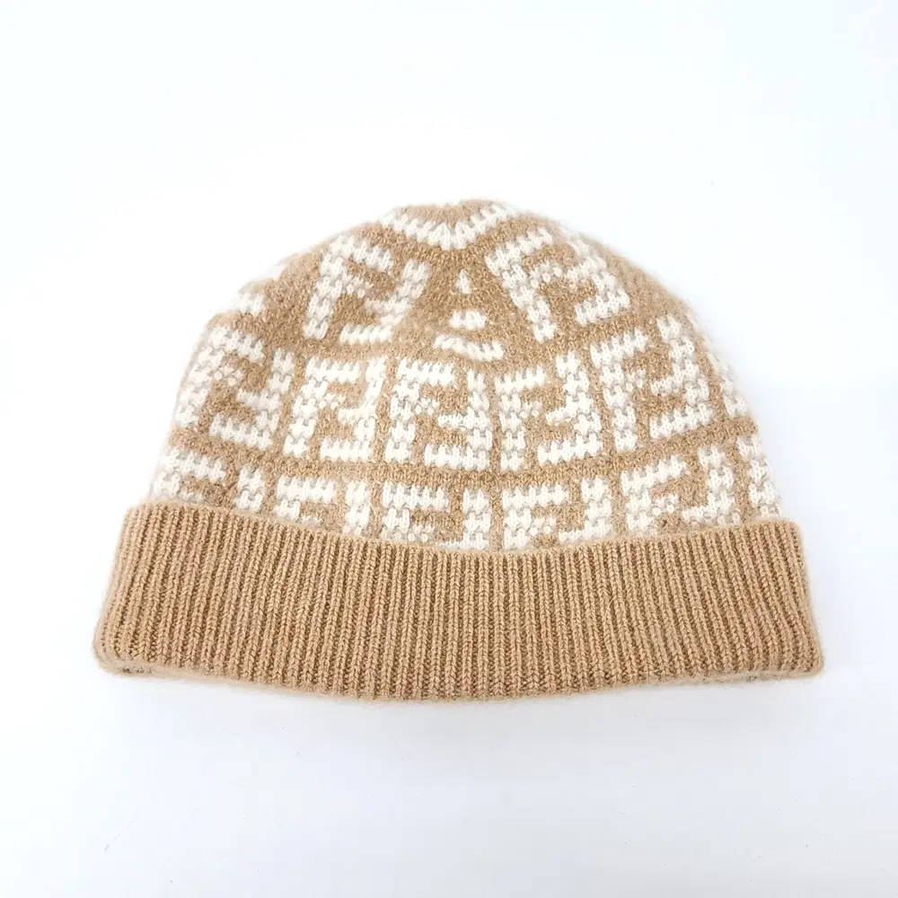 Fendi cashmere beanie