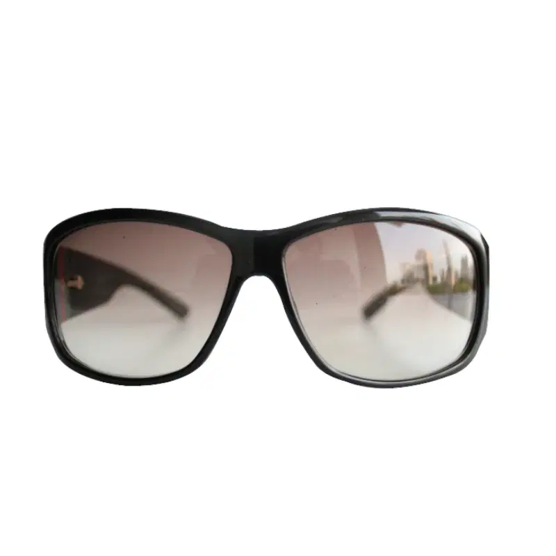 Gucci Black Sunglasses with Signature Stripes | Luxepolis.com