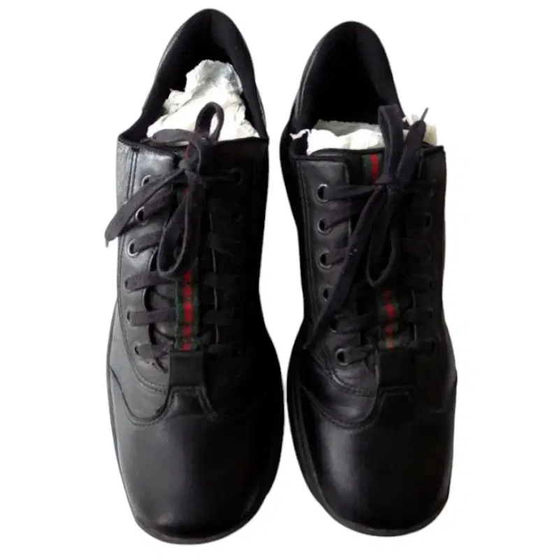 Black gucci sneakers