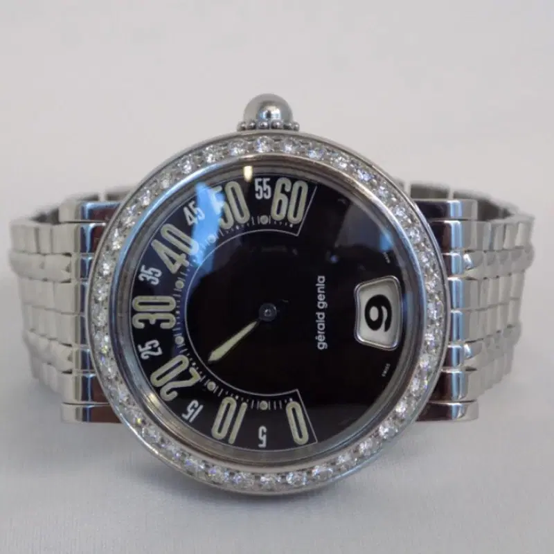 G?rald Genta Retro Classic