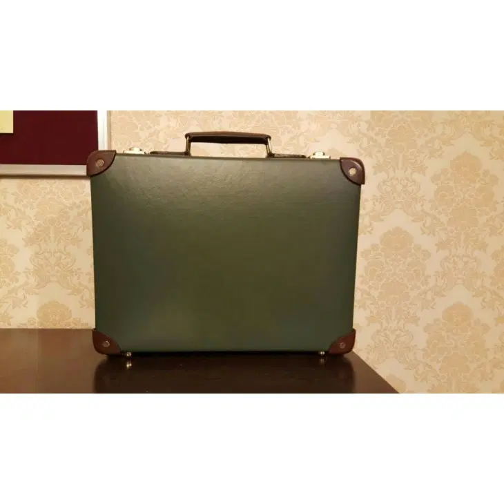 main-slider-image-1
