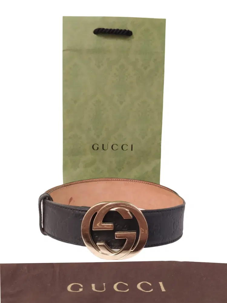 Gucci Signature Interlocking G buckle Leather Belt-Hover-Image