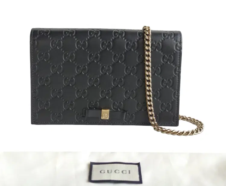 Gucci Black Guccissima Leather Bow Wallet on Chain-Hover-Image