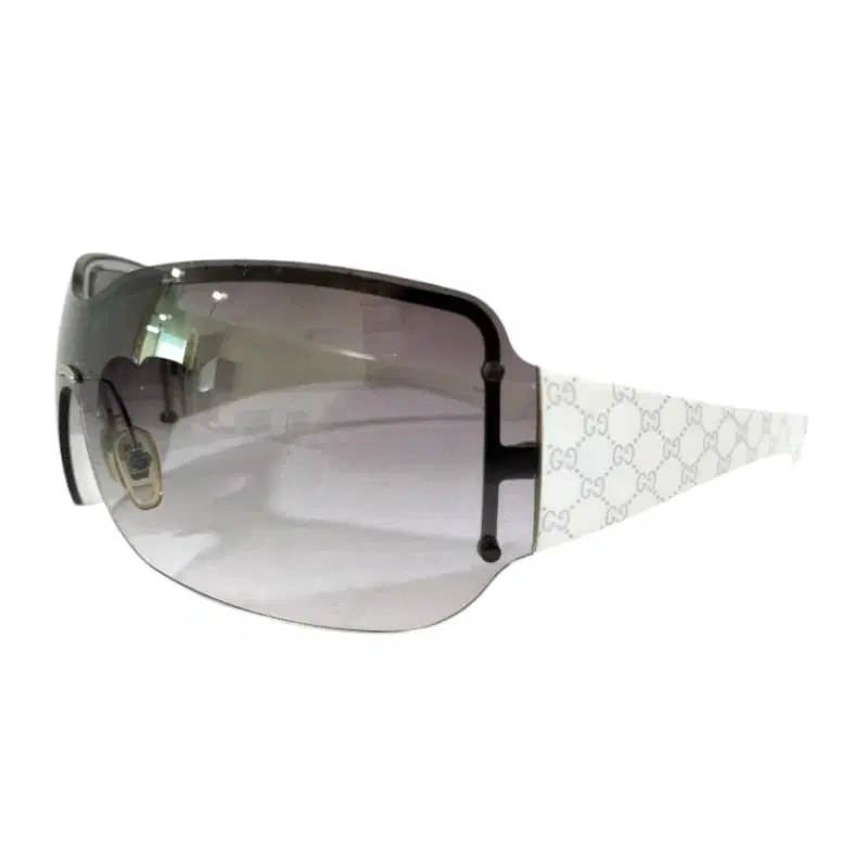 Gucci Sunglasses with Pouch