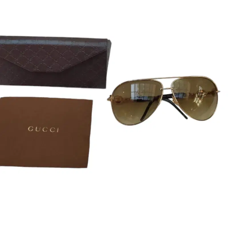 Gucci Marina Chain Aviator Sunglasses