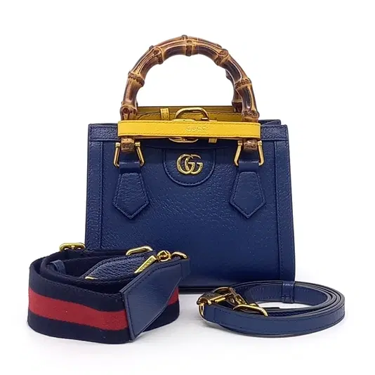 Gucci Diana Tote and Shoulder Bag (702732)