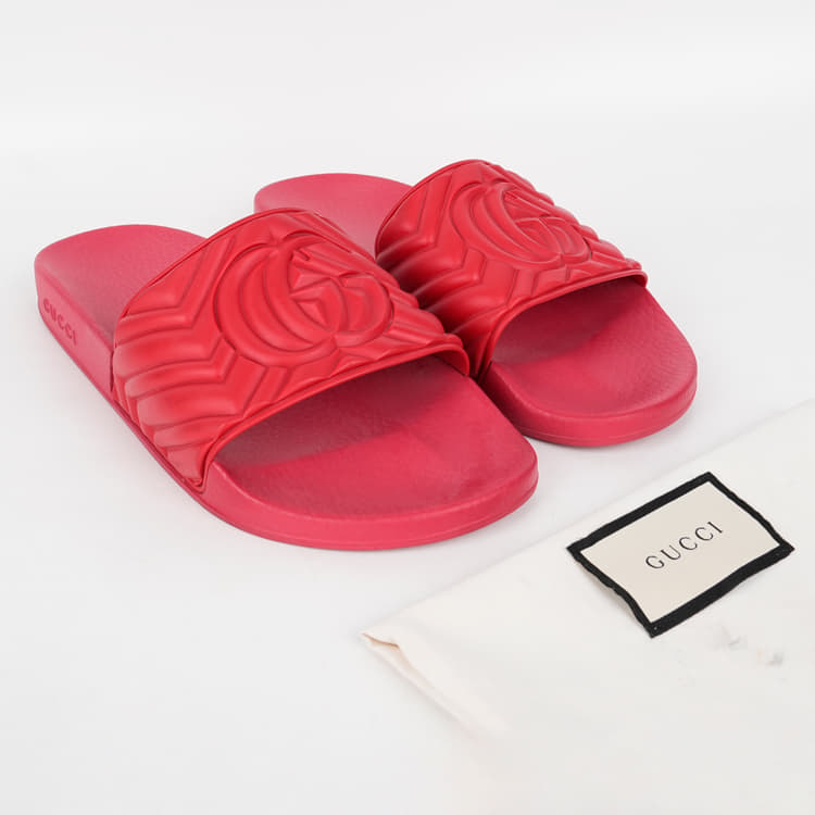 Size 9 - Gucci Logo Red Slides in Rubber-Hover-Image