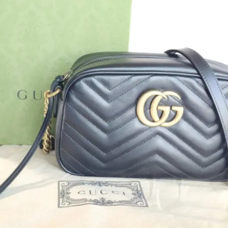 Gucci GG Marmont small Matelasse Shoulder Bag-Hover-Image
