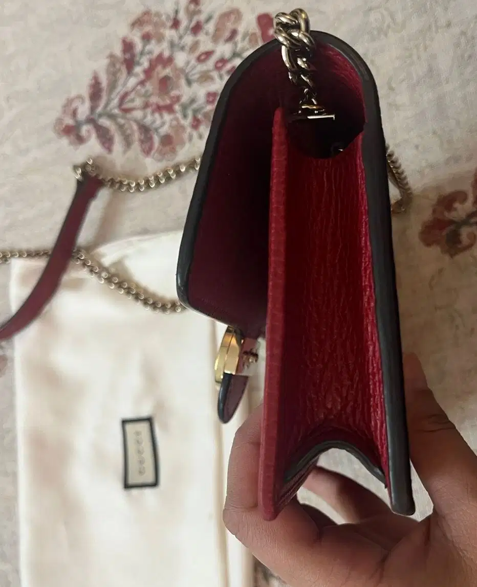 Gucci GG Interlocking Red Leather Chain Shoulder Bag - Luxepolis India