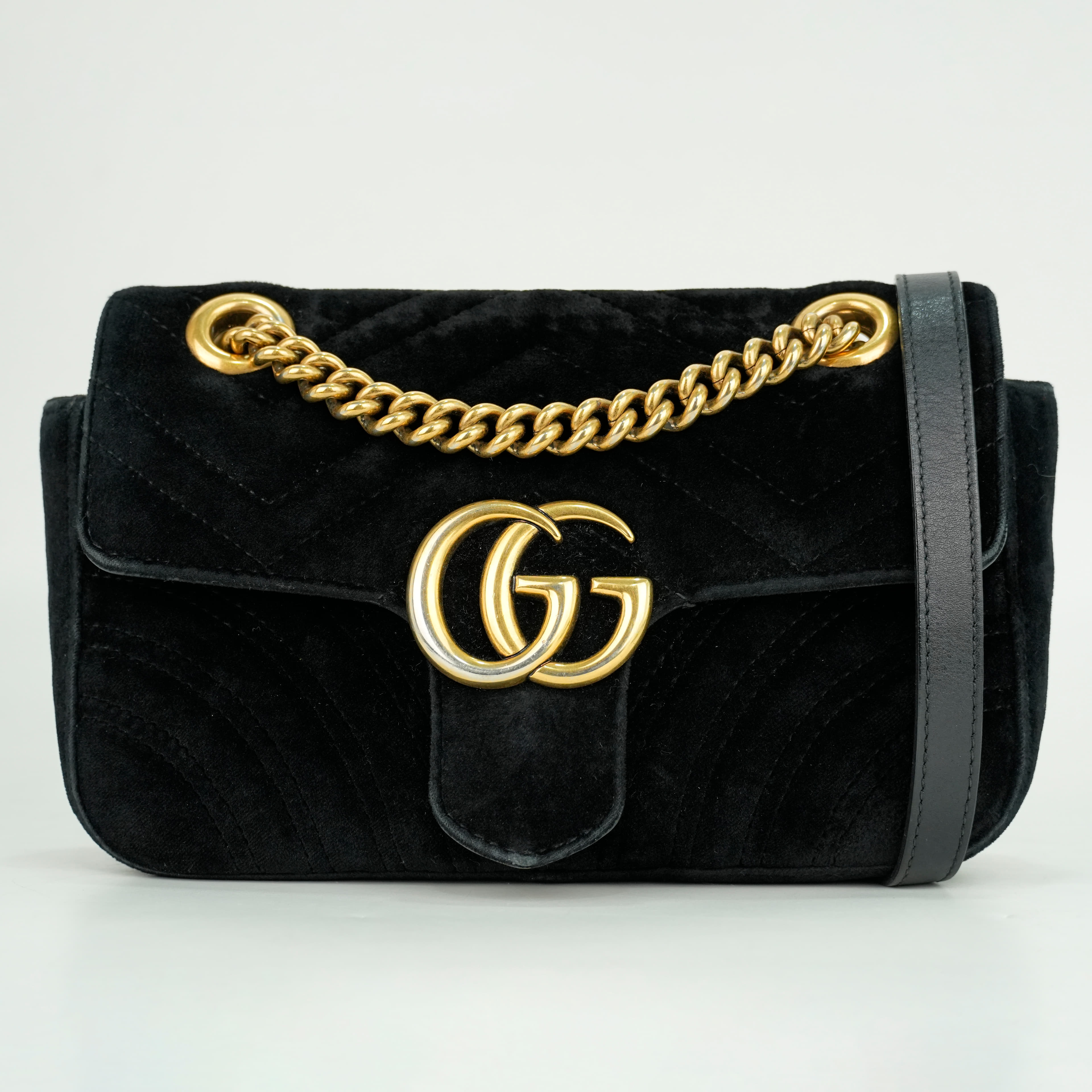 Gucci GG Marmont Small Velvet Shoulder Bag