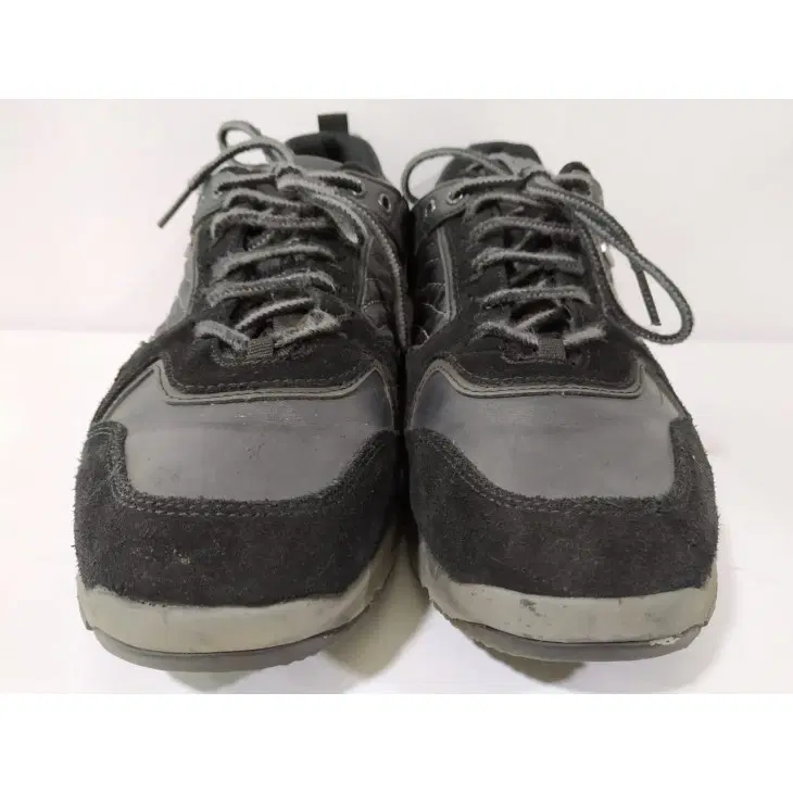 Geox Black GEGHY B ABX Amphibiox Men Sneaker-Hover-Image