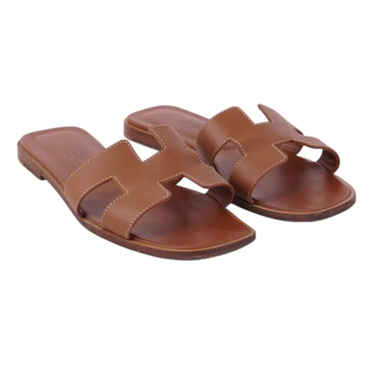 Size - 38 - Hermes Oran Sandal In Gold-Hover-Image