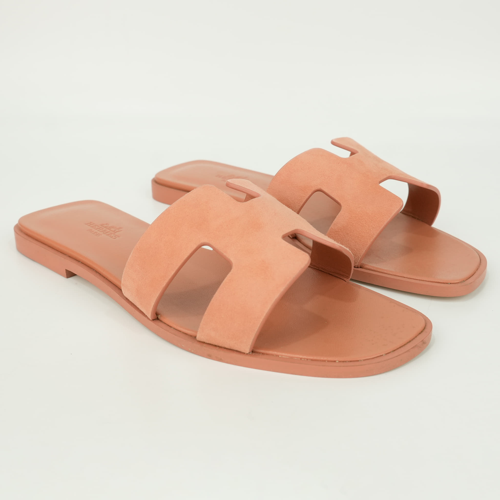 main-slider-image-1