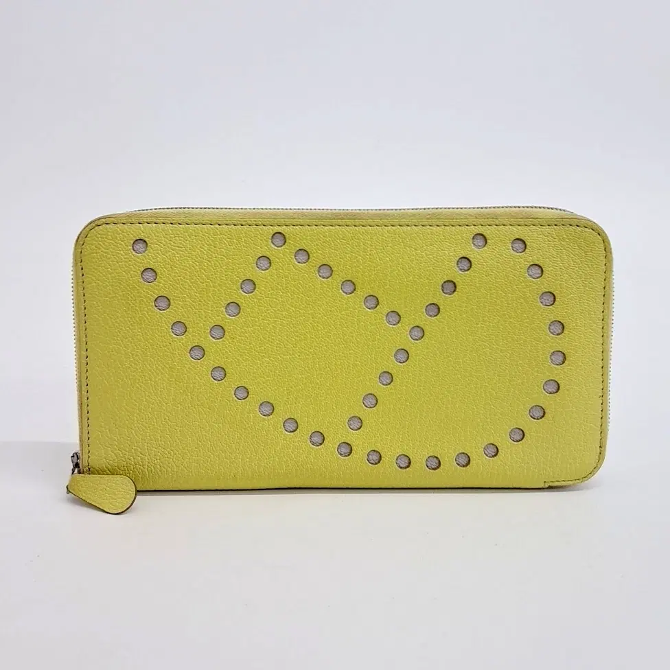 Hermes long wallet (Q)