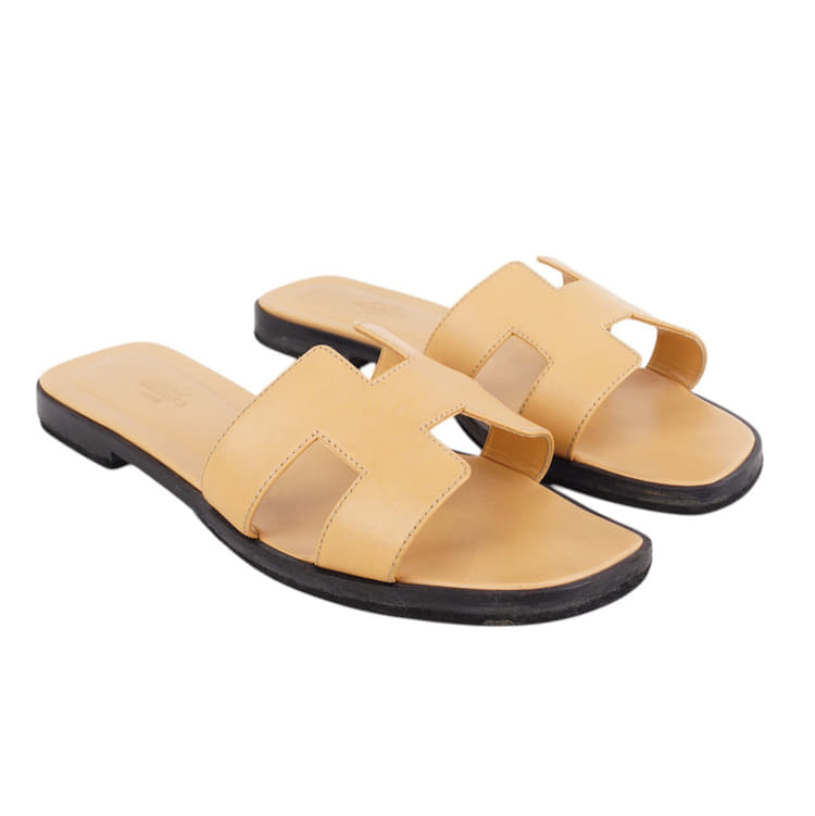 Size 38.5 - Hermes Peach Leather Oran Sandals-Hover-Image