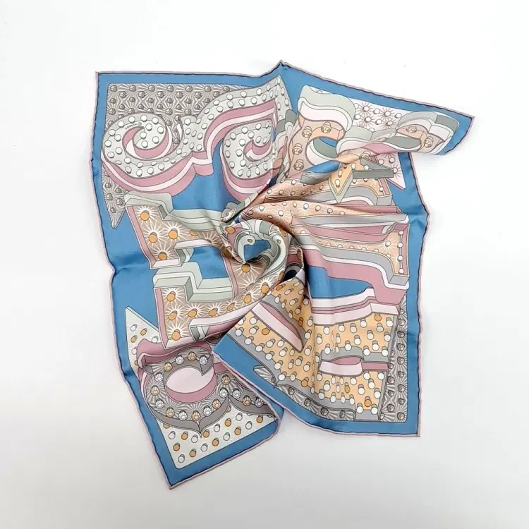 Hermes silk petite scarf-Hover-Image