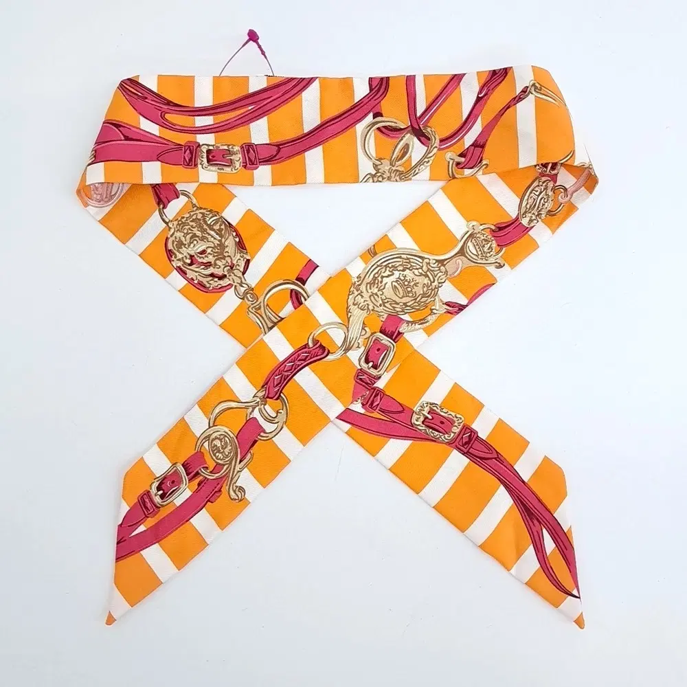 Hermes twilly scarf