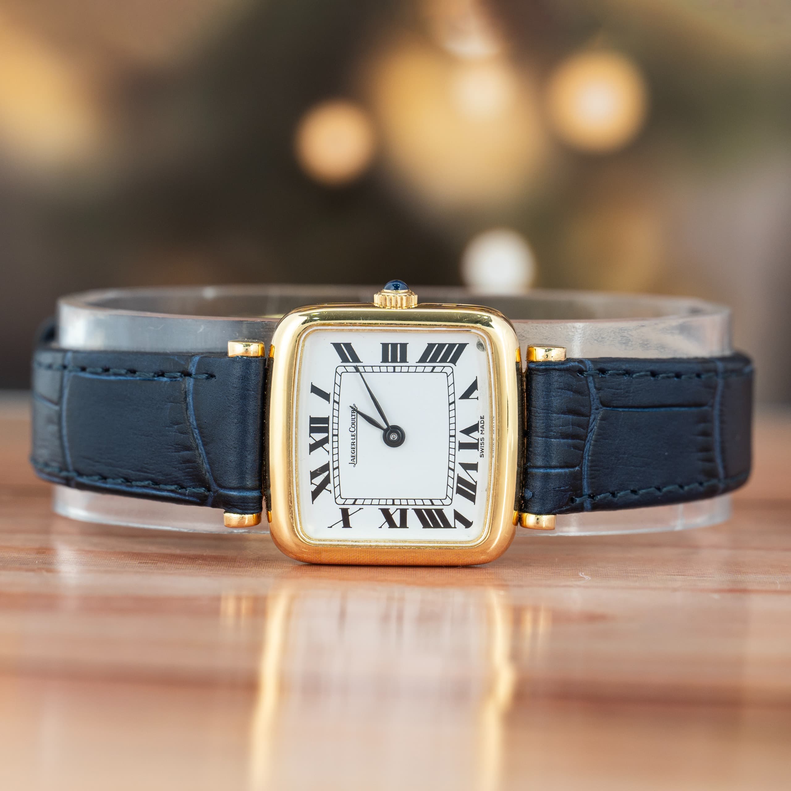 Jaeger-LeCoultre 30 MM White Roman Dial 18K Yellow Gold Manual Winding Watch Ref. No 912921