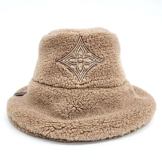 Louis Vuitton Big Hug Bucket Hat M7794-Hover-Image
