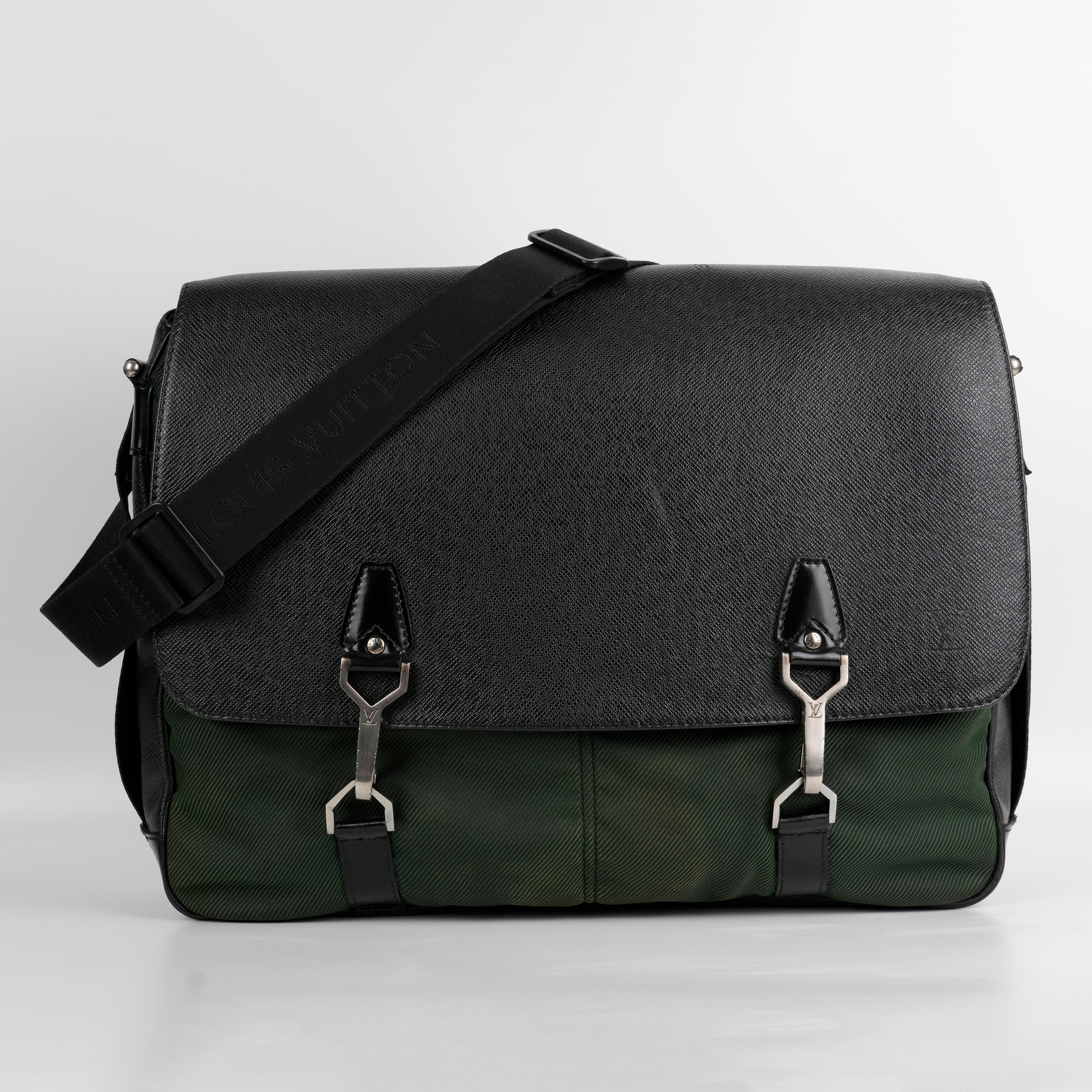 Louis Vuitton Dark Green Taiga Leather Dersou Bag ( Refurbished )