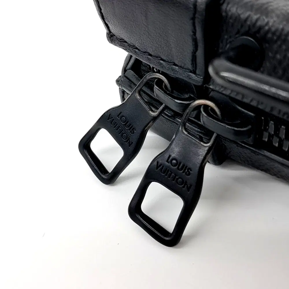 main-slider-image-1