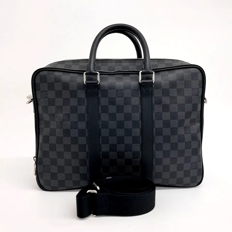 Louis Vuitton Graphite E-Care N40007
