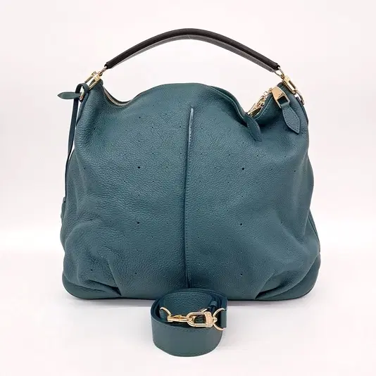 Louis Vuitton Mahina Selene MM