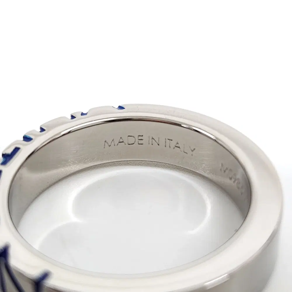 main-slider-image-1