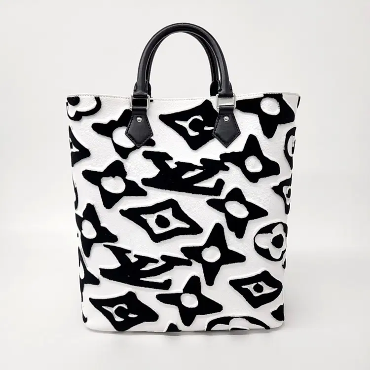 Louis Vuitton X Urs Fischer Tote Bag-Hover-Image