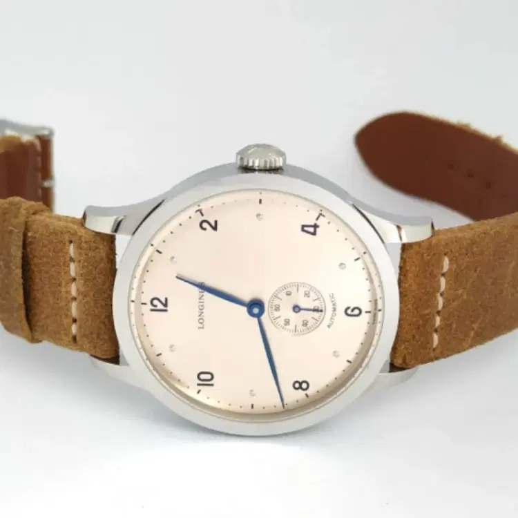 Longines Heritage Classic Mens Watch-Hover-Image
