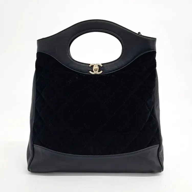 Chanel 31 Velvet Shopping Bag-Hover-Image