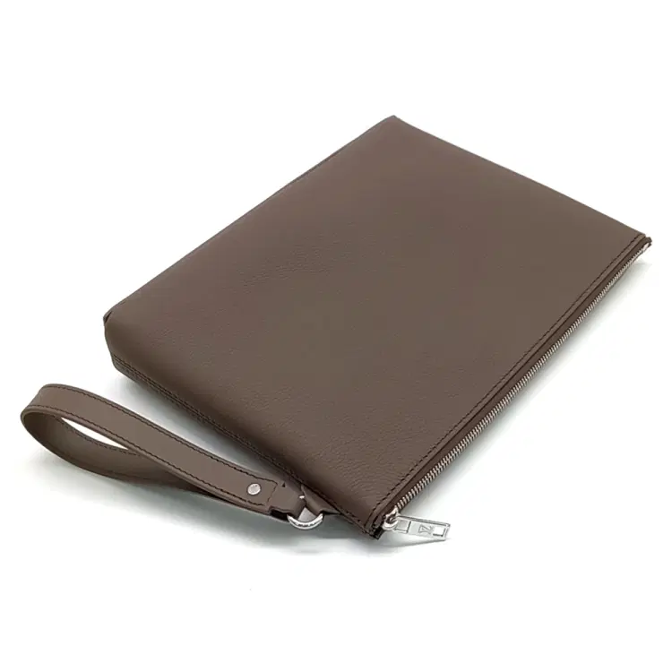 Louis Vuitton Takeoff Clutch M111485-Hover-Image