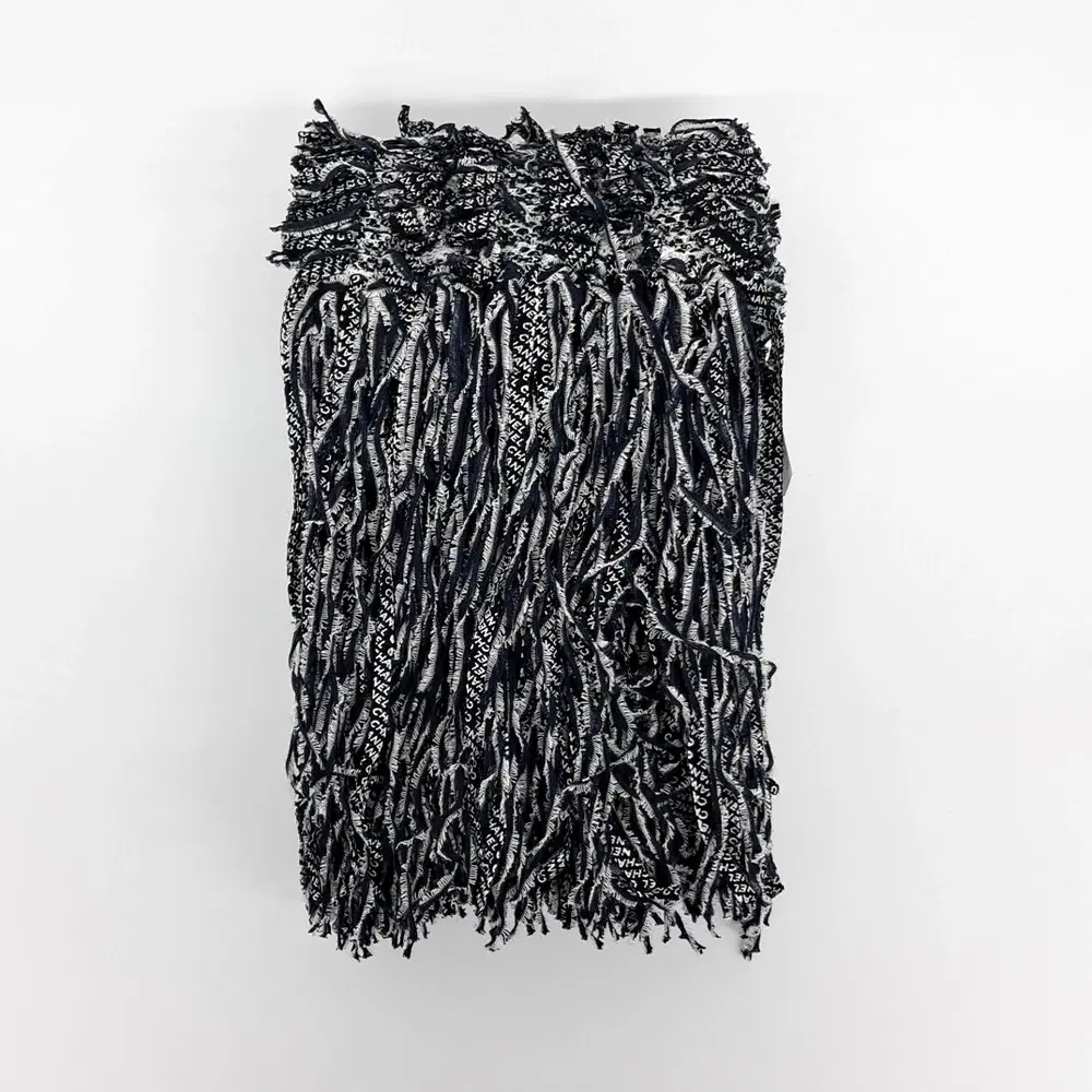 Chanel muffler