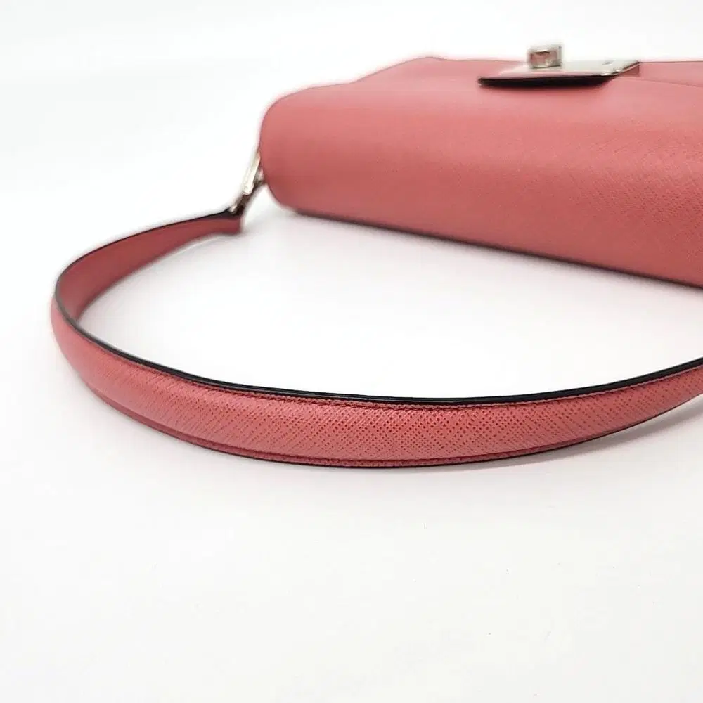 main-slider-image-1