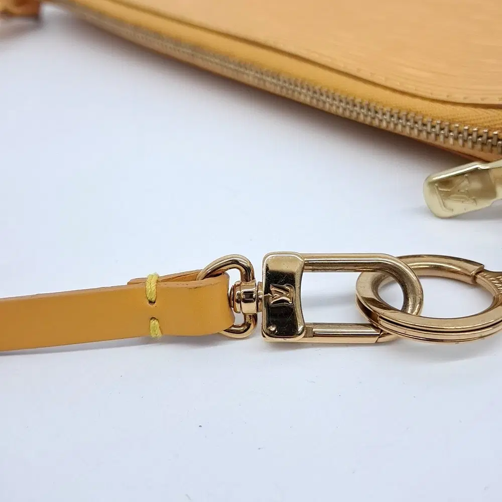 main-slider-image-1