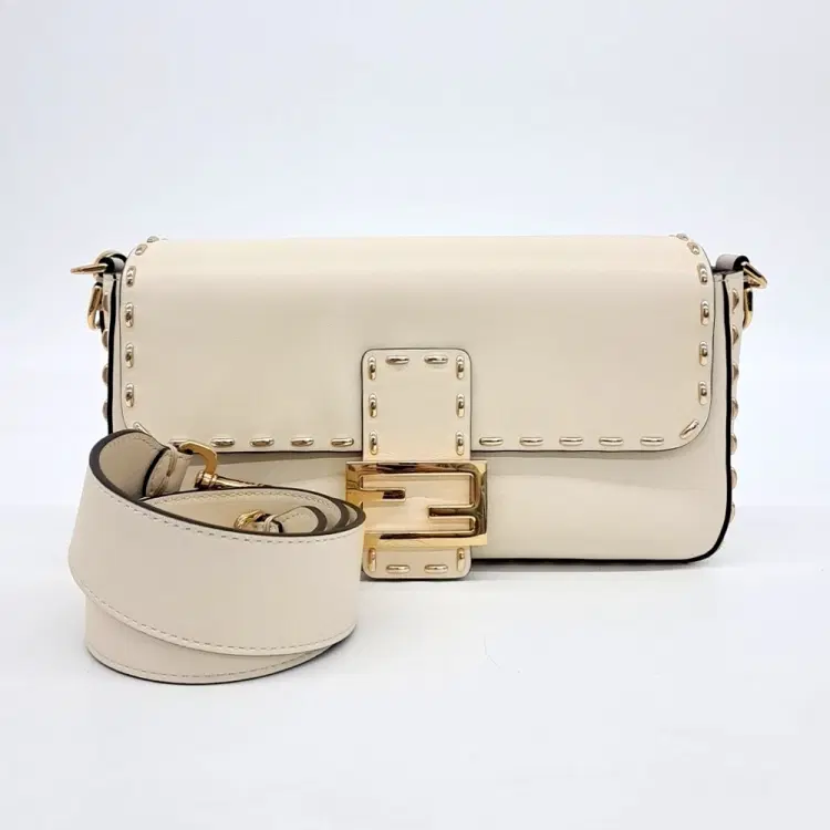 Fendi Baguette Bag (8BR600)-Hover-Image