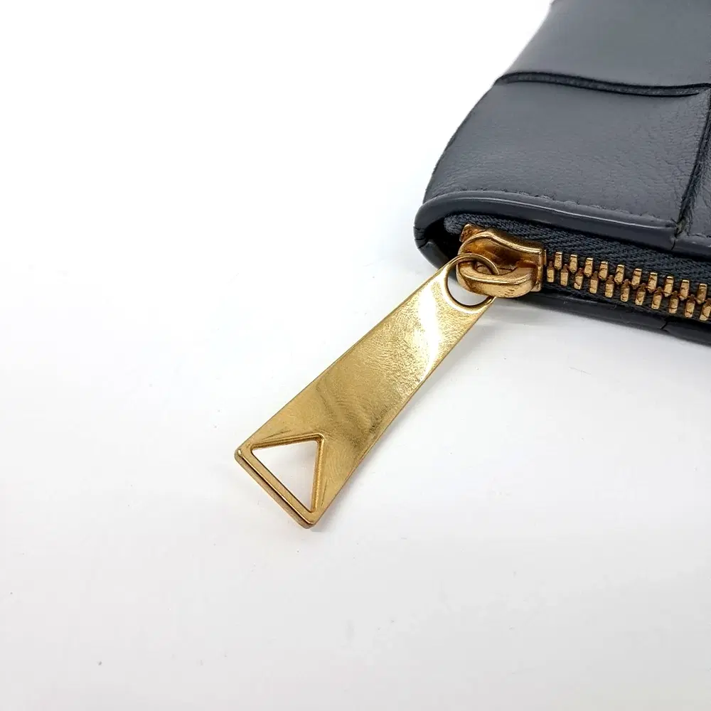 main-slider-image-1