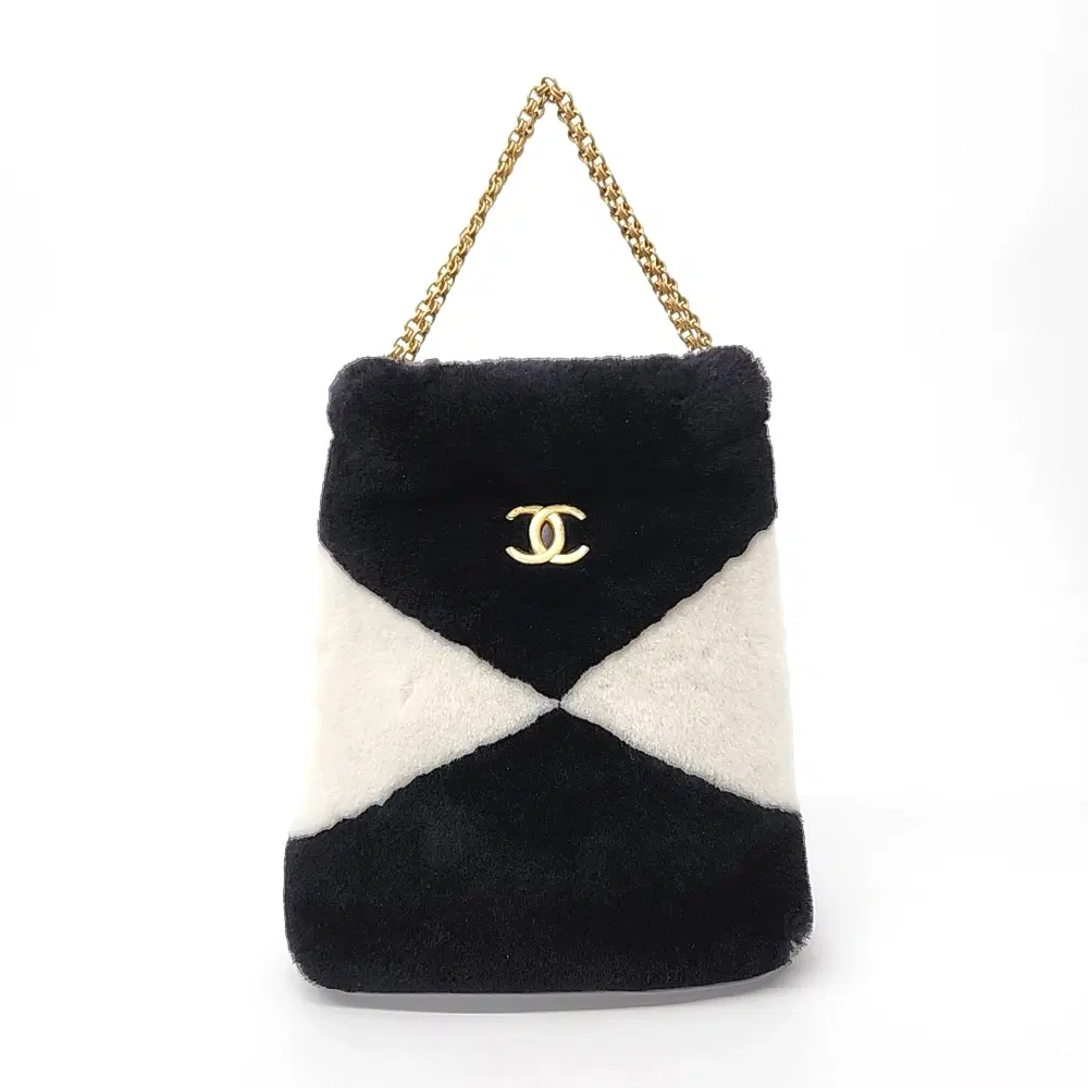 Chanel shearling chain shoulder bag