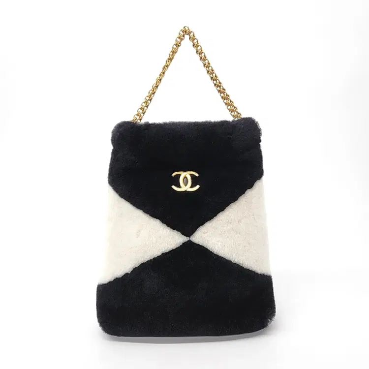 Chanel shearling chain shoulder bag-Hover-Image