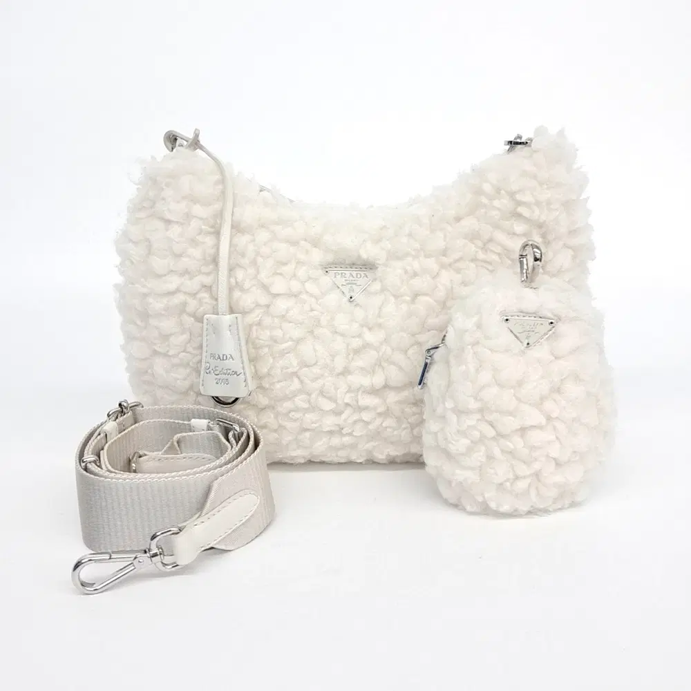 Prada Chain Strap Hobo Bag (1BH204)