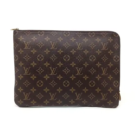 Louis Vuitton Monogram Étui Voyage MM-Hover-Image