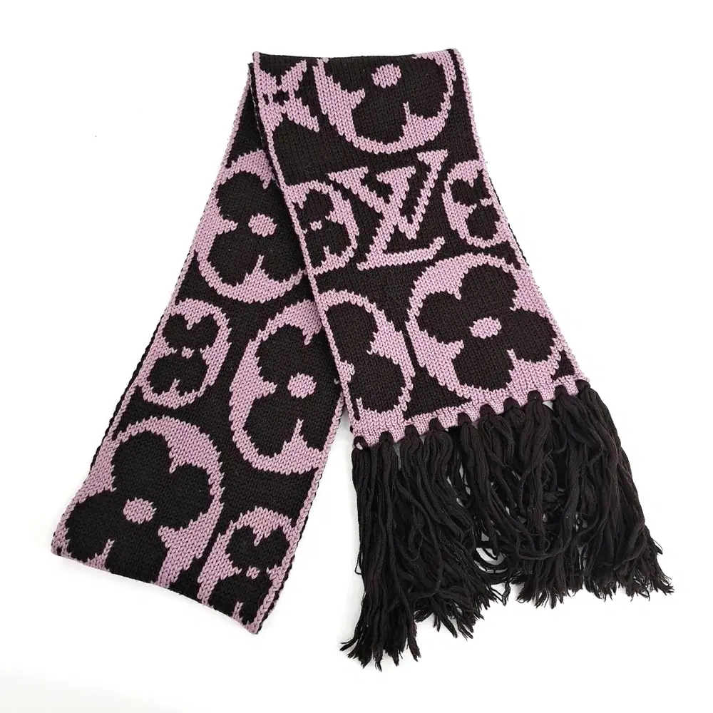 Louis Vuitton muffler