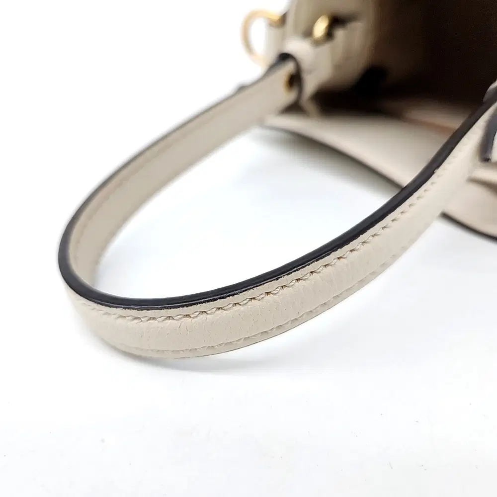 main-slider-image-1