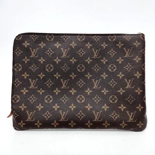 Louis Vuitton Monogram Étui Voyage MM