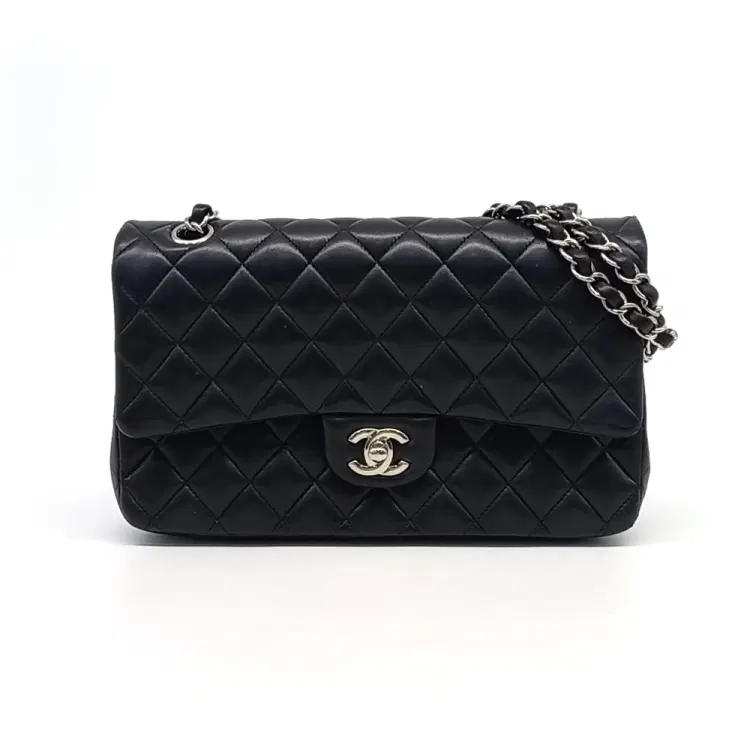 Chanel Lambskin Classic Medium-Hover-Image